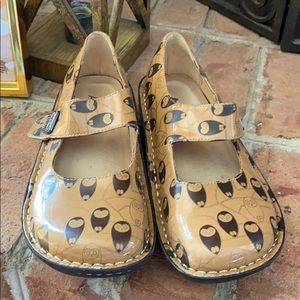 Alegria Owl Maryjanes